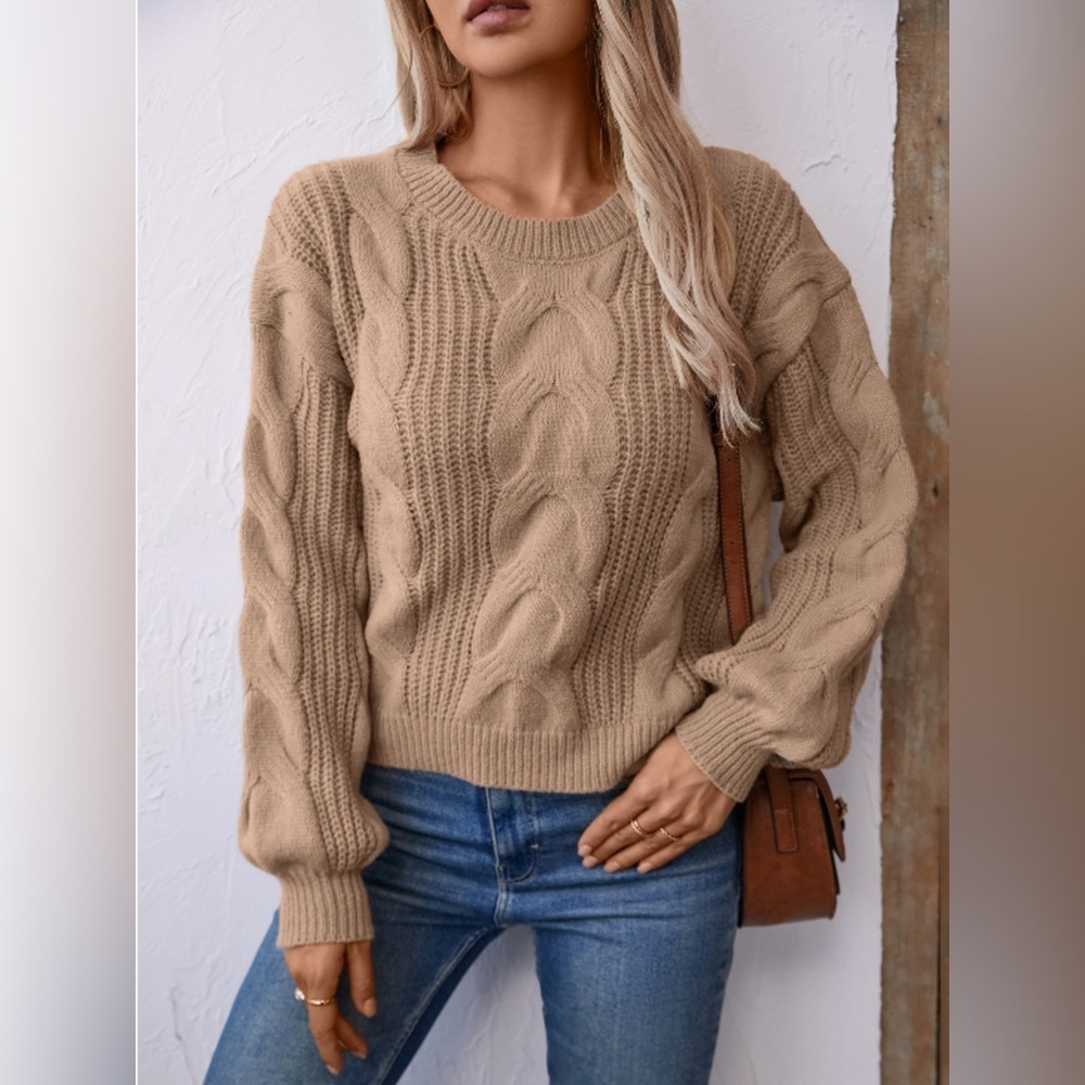 Cable Knit Long Sleeve Sweater